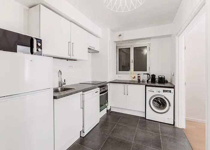 Beautiful 4p With Garden - 16th * Paris